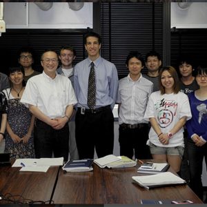 visit-to-the-Sakai-lab-to-see-Ichiro-in-Summer-2012